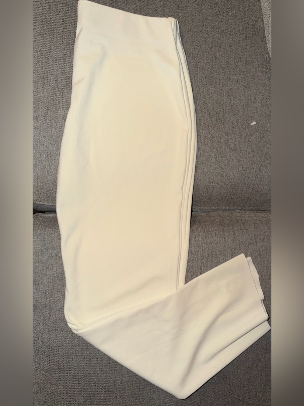 White/off white stretch pants